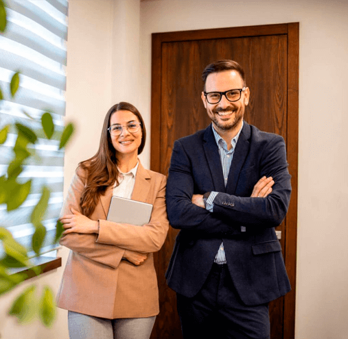 Abogados de Doña Vial Abogados y Consultores asesorando expertamente a sus clientes
